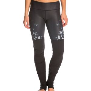 ALO Yoga Gypset Goddess Ribbed Yoga Leggings Small Long Black Butterfly Active